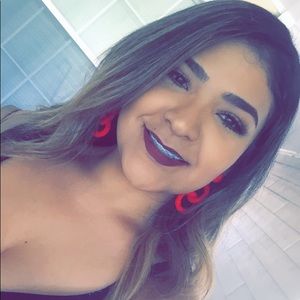 Meet your Posher, Lorena
